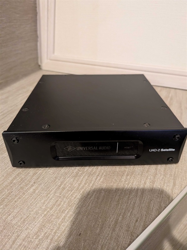 Universal Audio UAD-2 Satellite USB QUAD Coreの画像